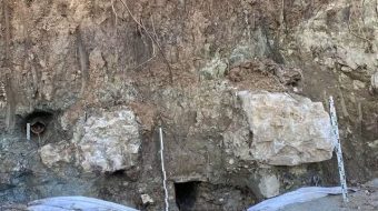 Dalin në dritë rrënojat e një çezme&hellip;