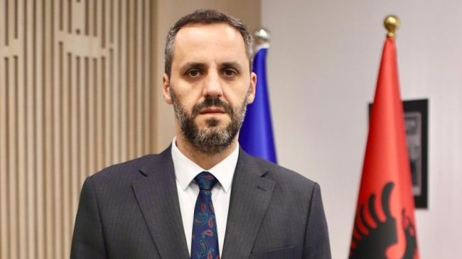 Policët zhdëpën në dru protestuesit, ministri: Ishin&hellip;