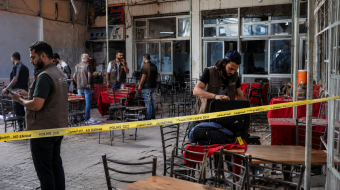 Sulm me bombë në një kafene në&hellip;