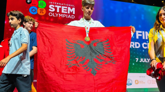 15-vjeçari nga Cërriku fiton medaljen e artë&hellip;
