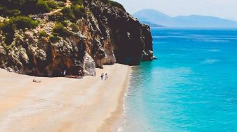 Shqiptarët po ikin me pushime në Greqi&hellip;