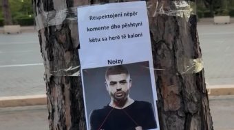 Shpërlahen publikisht VIP-at e estradës nga protestuesit