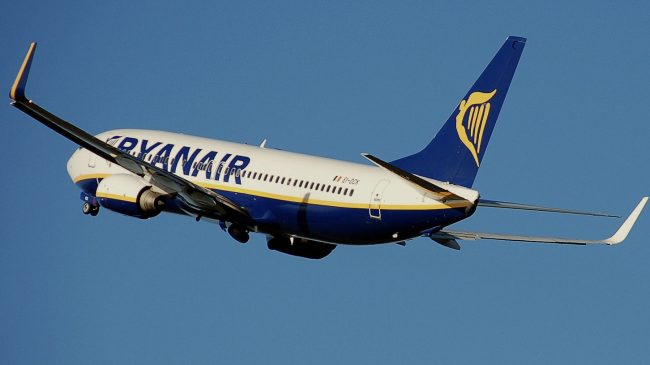 Emergjencë në fluturimin Londër–Tiranë, avioni bën ulje&hellip;