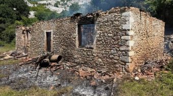 Zjarri shkrumbon banesën në Postribë: Dy viktima&hellip;