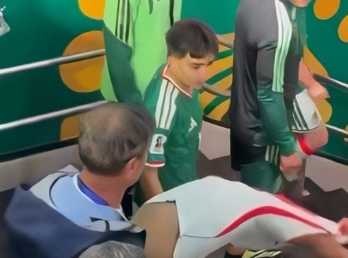 Bellingham ngushëllon talentin 17-vjeçar të Meksikës, më&hellip;