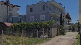 Plagosja në Durrës, flet fqinja: Më kërkoi&hellip;