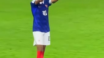 Mbappe i dëshpëruar pranon dështimin dhe përshëndet&hellip;