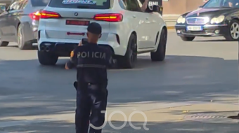 Pse policia po filmon autokolonën e Diasporës?