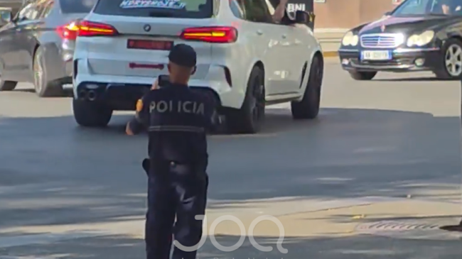 Pse policia po filmon autokolonën e Diasporës?