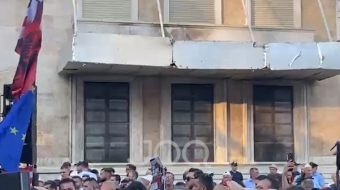Nis protesta e 35-të qytetare, Kryeministria blindohet&hellip;