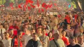 Sot dita e 42-të e protestës kundër&hellip;