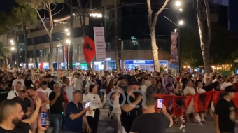 Dita e 52-të e protestës, qytetarët nisin&hellip;