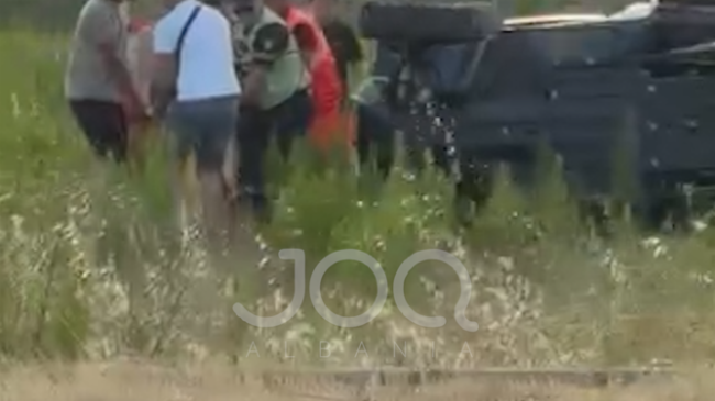 Makina del nga rruga dhe përfundon e&hellip;