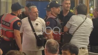 “Shqiponjat” mësyjnë në një lokal në qendër&hellip;