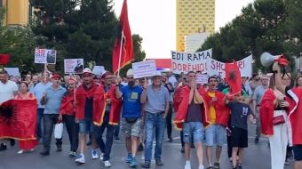 Nis protesta e 38-të, qytetarët marshojnë drejt&hellip;