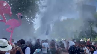 Përshkallëzohet protesta para Kuvendit, policia përdor ujë&hellip;