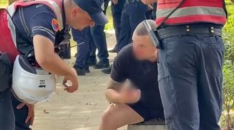 Qytetari: Truprojat e Manjës nxorën nga lokali&hellip;