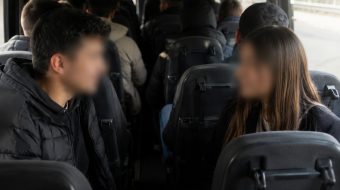 E takoi dy herë rastësisht në furgon,&hellip;