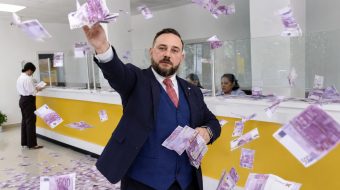 Loja e Postës Shqiptare: Tenderi 250 milionë&hellip;