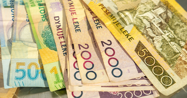 Vazhdon rritja e çmimeve dhe qirave: Inflacioni&hellip;