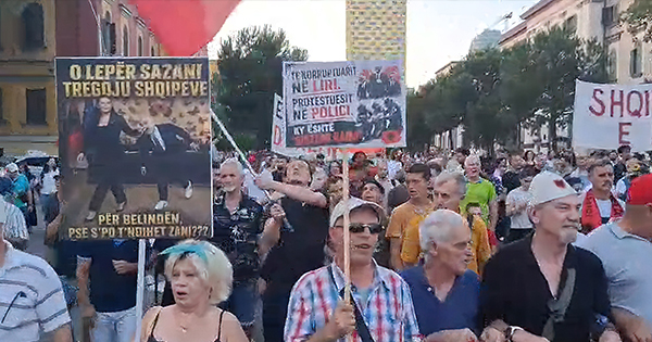 Protesta e 58-të, qytetarët marshojnë drejt Kryeministrisë:&hellip;