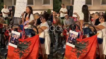 Vajza e vogël pyet policët: Jeni me&hellip;
