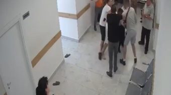 Babë e bir kundër një personi, momenti&hellip;