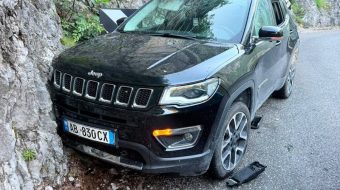 Prag tragjedie në Theth, shkëmbi gjigant bie&hellip;