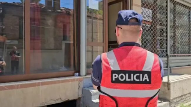 Sherr me sëpata në Korçë, një i&hellip;