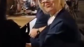 Shqiptarët protestojnë, socialistët luajnë murlan në Strasburg