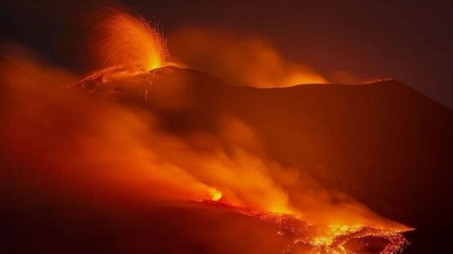 Riaktivizohet vullkani Etna, fluturimet në aeroportin e&hellip;
