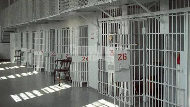 I dënuari shqiptar i Kosovës dhunohet fizikisht&hellip;