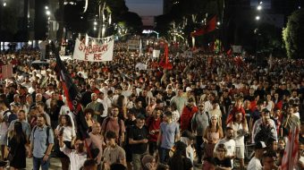 Protesta e 65-të në Tiranë, qytetarët kërkojnë&hellip;