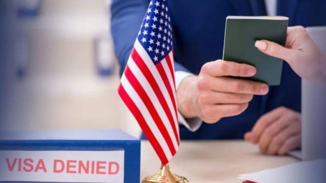 Gjykata amerikane rrëzon pezullimin e vizave për&hellip;