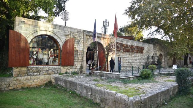 Sherri pranë Kalasë, dëshmitari: Adoleshentët goditën me&hellip;