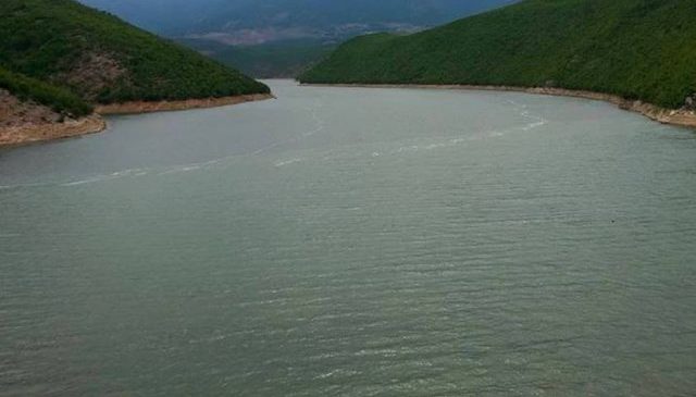 Përplasen dy Jet Ski në liqenin e&hellip;