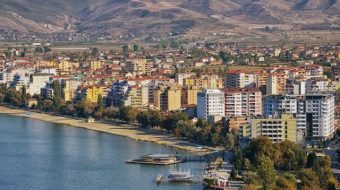 Ushqimi tradicional pogradecar tërheq francezët