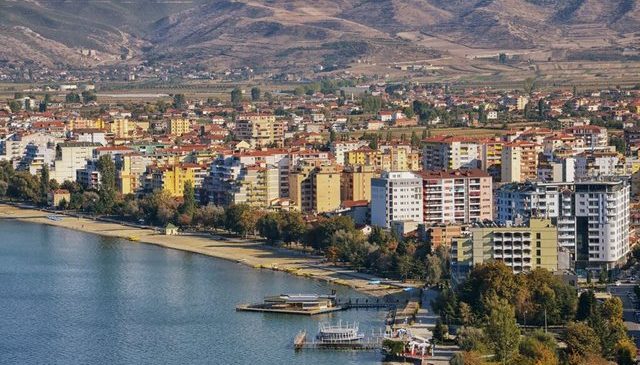 Ushqimi tradicional pogradecar tërheq francezët
