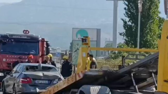 Aksident pranë nënkalimit të Fushë Krujës, një&hellip;