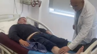 Zjarri në malin e Krujës, plagoset zjarrfikësi&hellip;