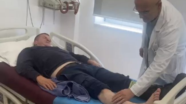 Zjarri në malin e Krujës, plagoset zjarrfikësi&hellip;