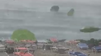 Stuhi e fortë në Ksamil: Era merr&hellip;