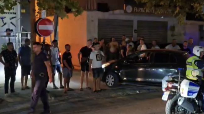 Konflikt mes disa familjeve në Durrës, qëllohet&hellip;