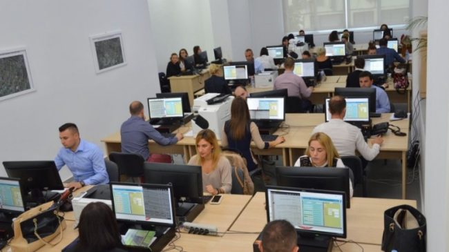 Administrata në hotele me 5 yje dhe&hellip;