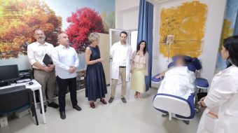 Ministrja elitare në botë, lypëse që mburret&hellip;