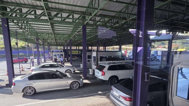 Fluks në Morinë, mijëra qytetarë nga Kosova&hellip;
