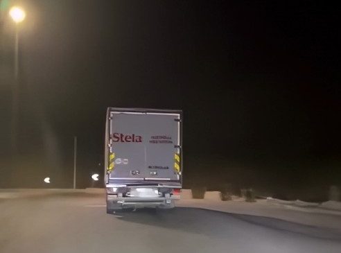 Furgoni i birrës Stela s’pyet për rregulla,&hellip;