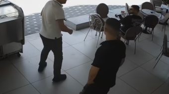 “Më kërkoi 100 mijë lekë për hotelin&hellip;