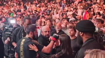 Sapo kishte “rrahur” babain, Islam Makhachev takon&hellip;