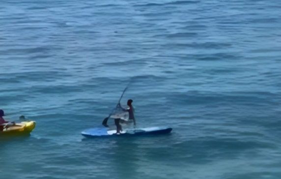 Shqiptari sfidon grekun me paddle: A ia&hellip;